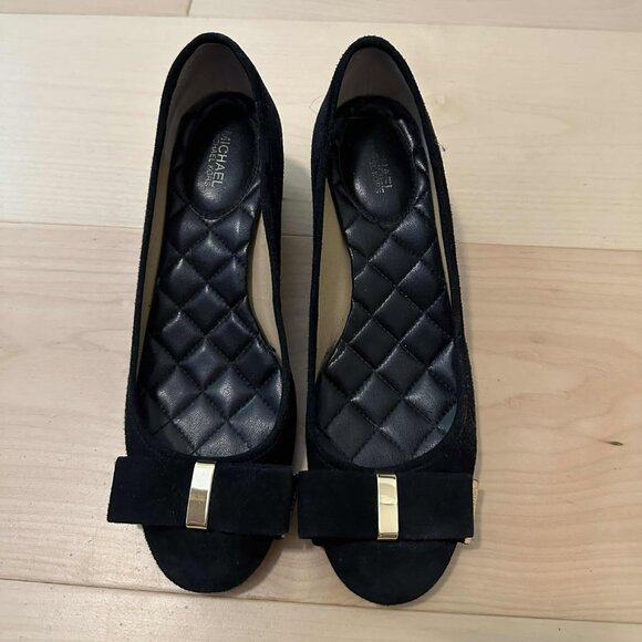 Michael Kors Kiera Mid Pump Black Seude - Picture 1 of 3